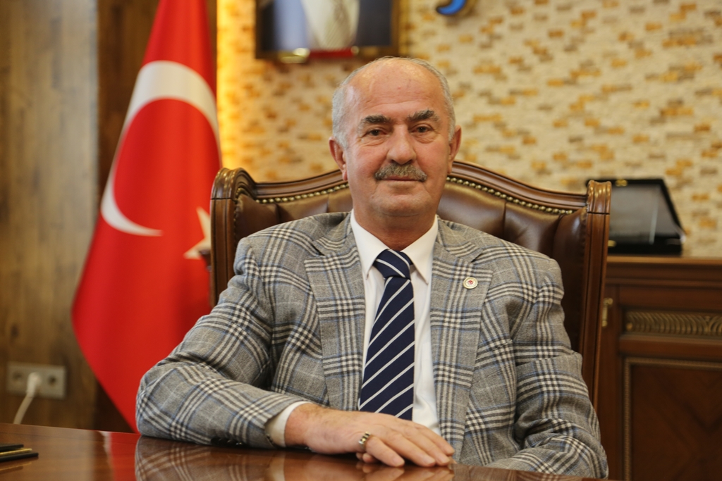 Tuşba Belediye Başkanı  Akman'dan 14 Mart Tıp Bayramı Mesajı 