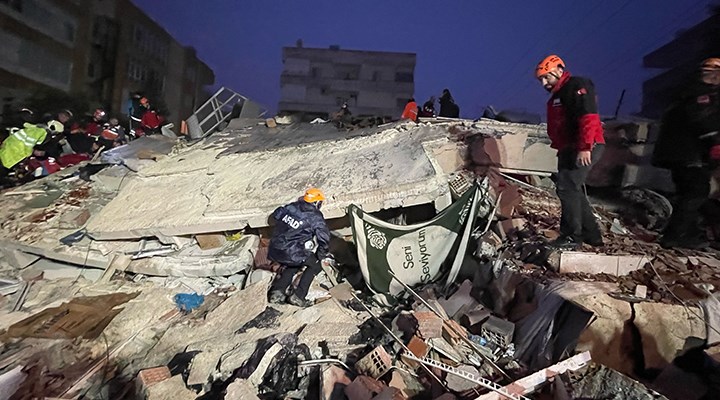 Kahramanmaraş'ta Ülkeyi Yasa Boğan Deprem; Acı tablo yükseliyor