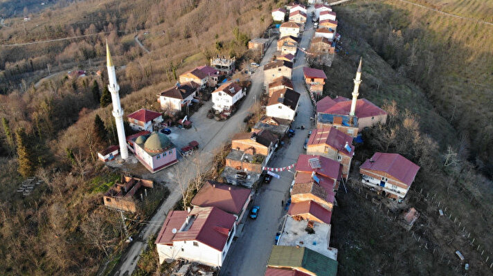 Tek adımla il değiştiren mahalle: bir adım da samsun, bir adım da ordu