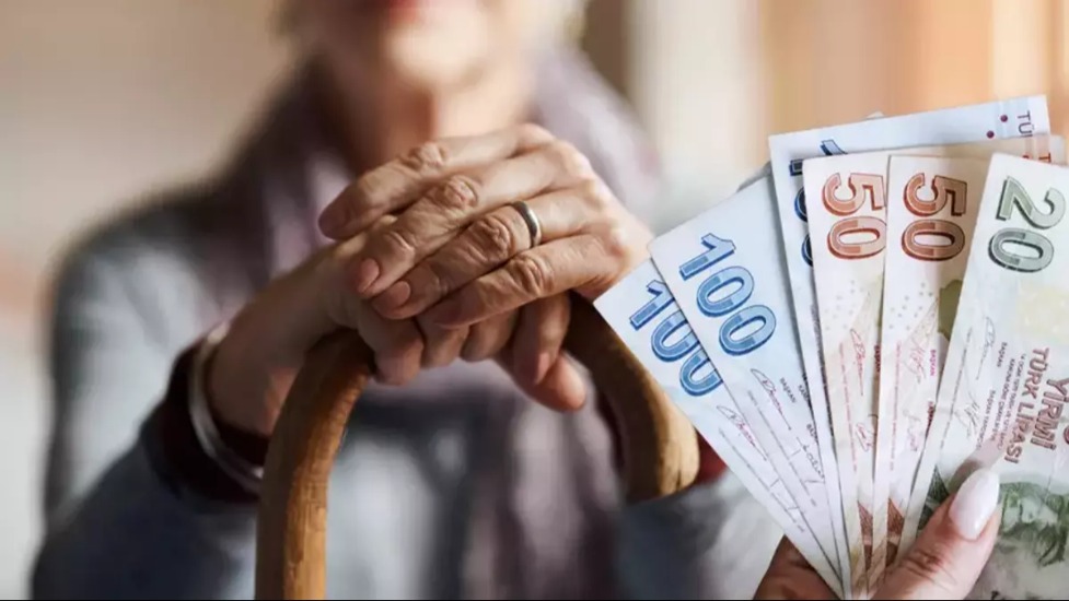 En düşük emekli maaşlarına bir zam daha verildi