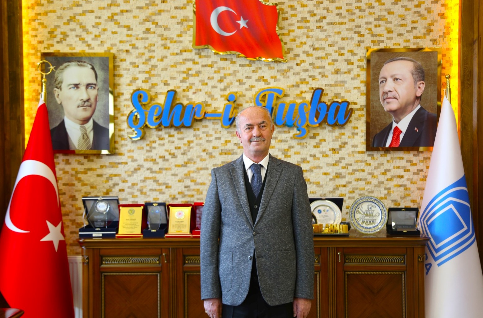 Tuşba Belediye Başkanı Salih Akman'ın 'Kadir gecesi' mesajı