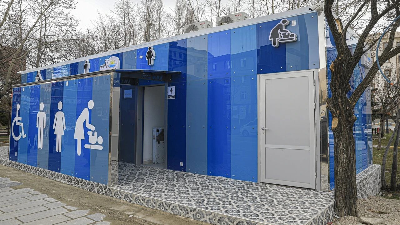 Van’da Parklardaki WC’ler Kapalı: Vatandaş Mağdur, Tepkiler Büyüyor!