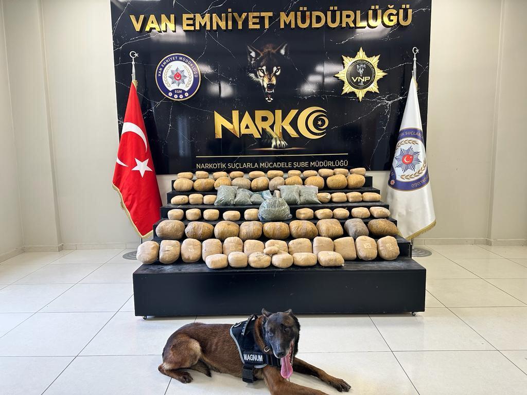 Van’da 81 kilogram Uyuşturucu ele geçirildi