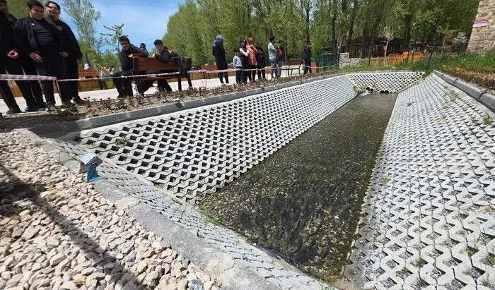 Yıllar sonra kaleye geri döndüler