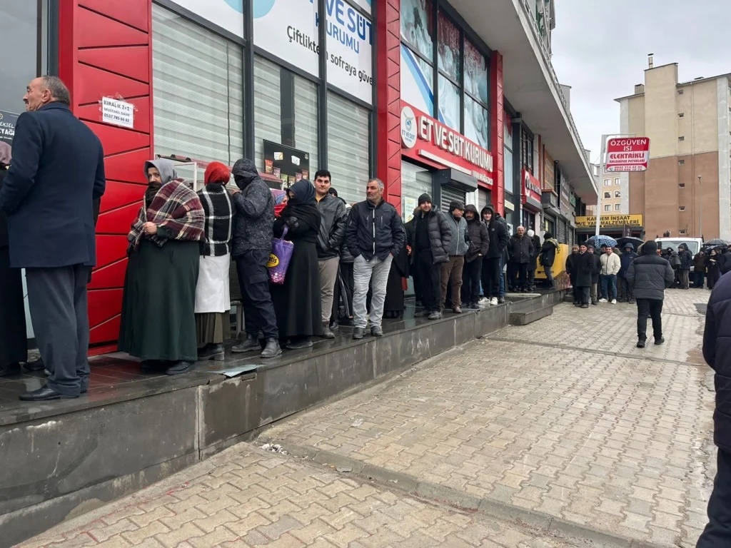 Et kuyruklarının adresi değişti