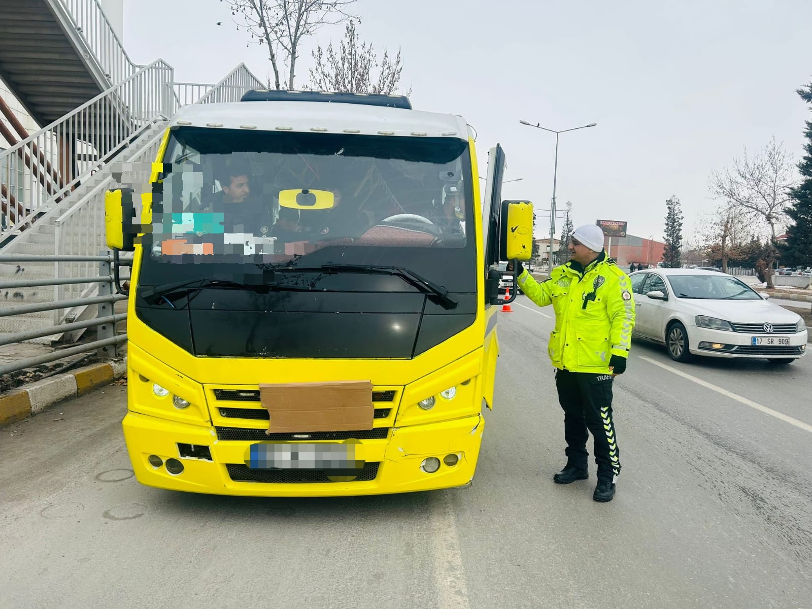 Van’da kuralları İhlal eden 222 araca ceza yazıldı