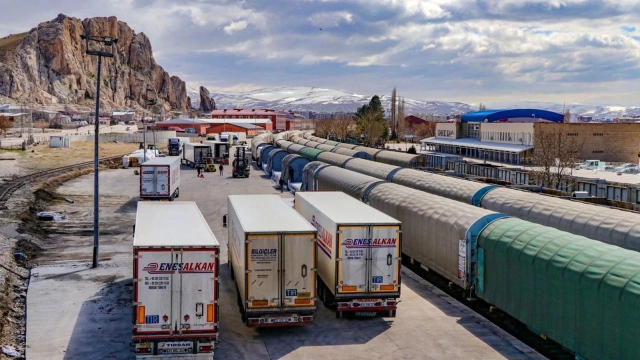 Van’ın ihracatı eridi, dış ticaret açığı büyüdü